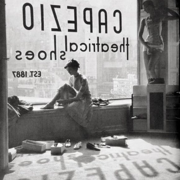 CAPEZIO LADIES VINTAGE GENUINE LEATHER BALLET FLAT (BRAZIL) - Picture 1 of 17